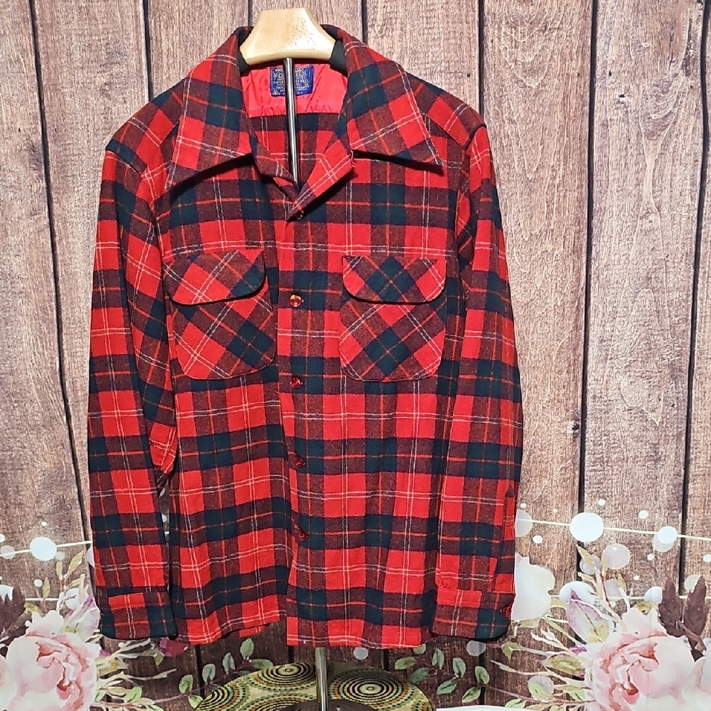 PENDLETON Vintage 1960s Red Tartan Plaid 100% Wool Loop Button Front Shirt Sz M